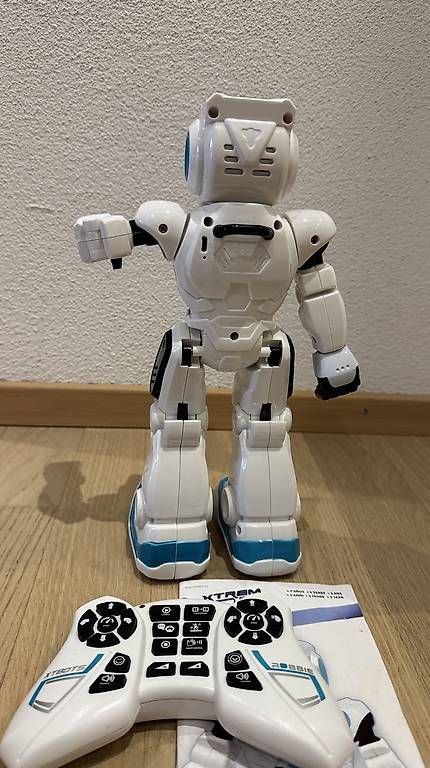 Giocattoli: Roboter zum spielen und Programmieren – Usato da Uster venduto da Cello-83 3