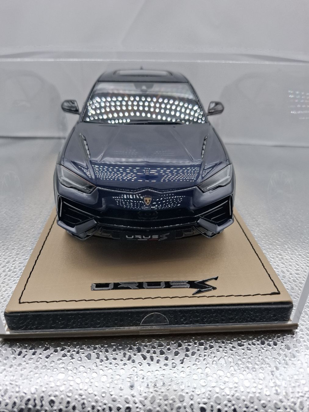 Lamborghini Modellini d'auto: MR Lamborghini Urus S 1:18 – Nuovo e nell'imballaggio originale da Gipf-Oberfrick venduto da Edii45 1