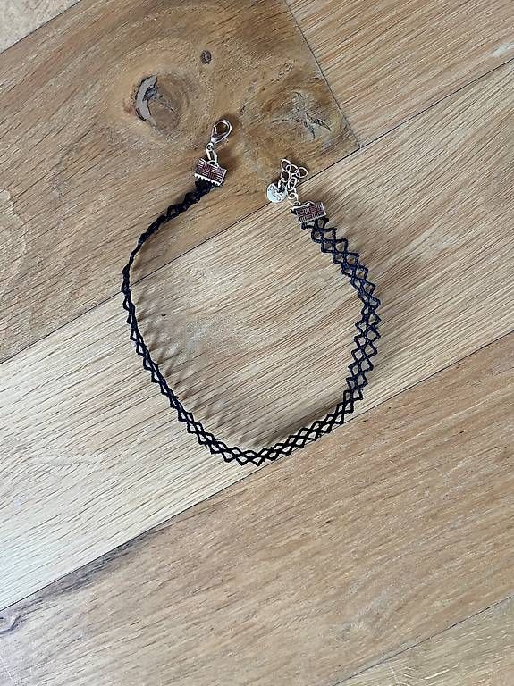 Catenine: Chocker Kette – Usato da Zürich venduto da apple-pie12