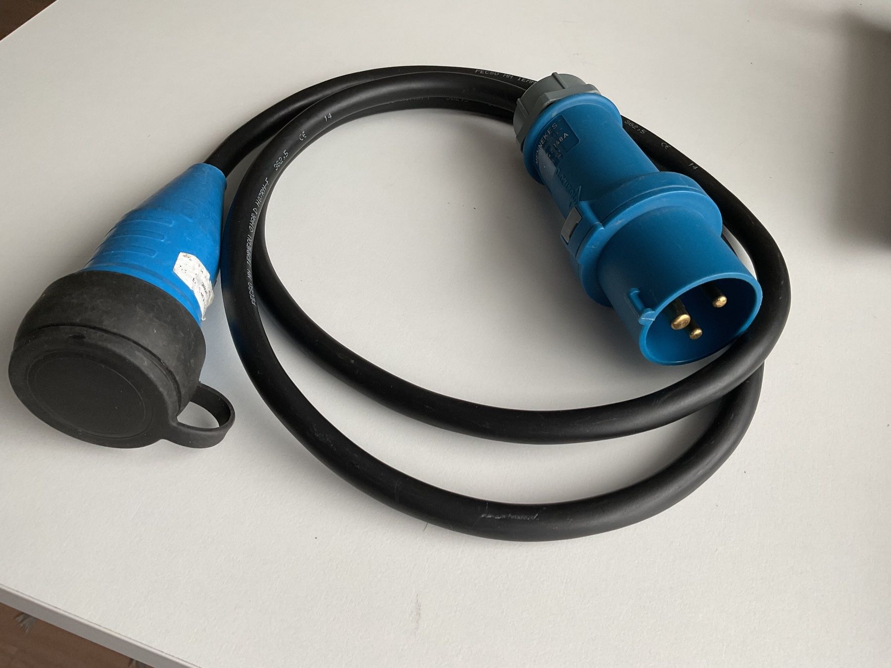 Laufwerke & Adapter: Adapterkabel für Camping, Baustelle – Gebraucht aus Hochdorf von Chrismei 1