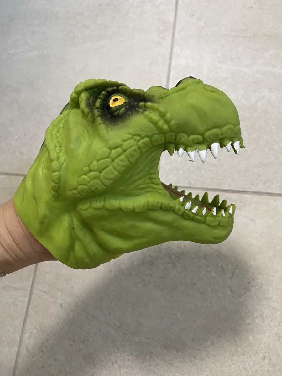 Spielzeuge: Handpuppe T-Rex Dinosaurier – Gebraucht aus Neerach von ne11a