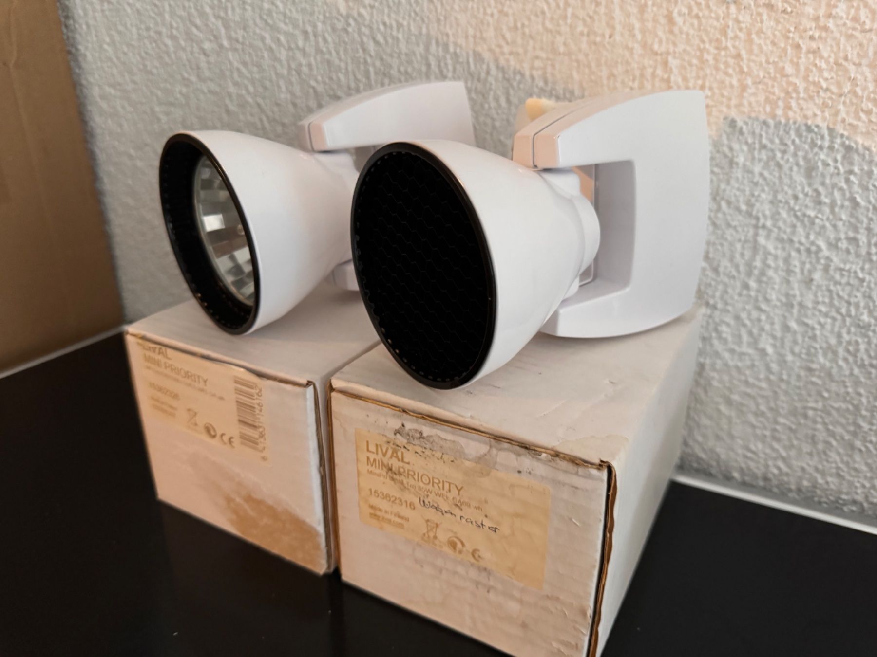 Lampade: 2 Stück Lival Mini Priority Schienenstrahler – Nuovo e nell'imballaggio originale da Wilderswil venduto da Renaissance1 3