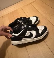 Nike DUNK, schwarz & weiß