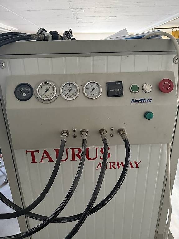 Kompressoren: Taurus Airway Hochdruckkompressor – Gebraucht aus Spreitenbach von B.croc 1