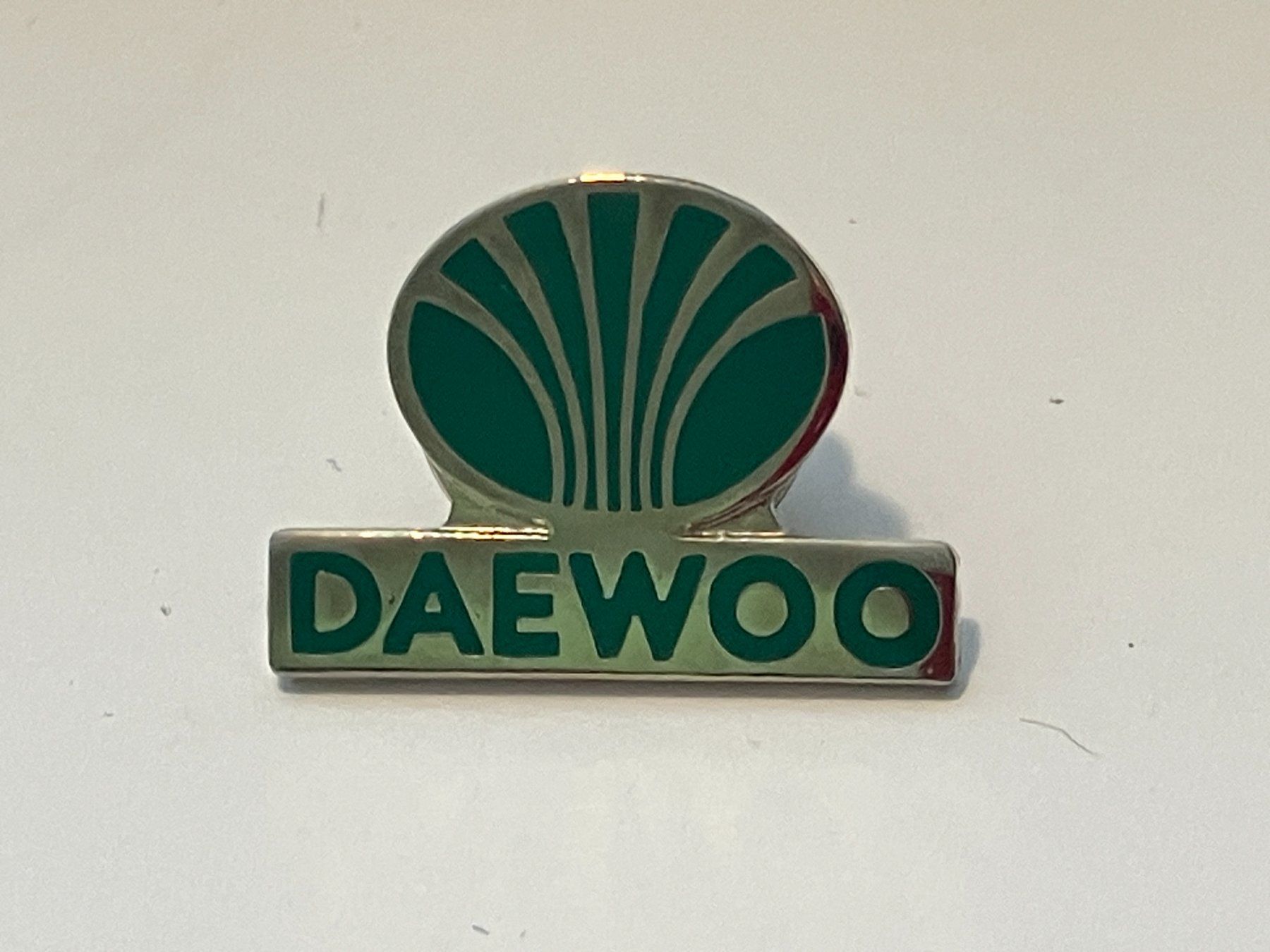 Placchette & Badge: 1 Pin Daewoo – Usato da Basel venduto da djwwpp