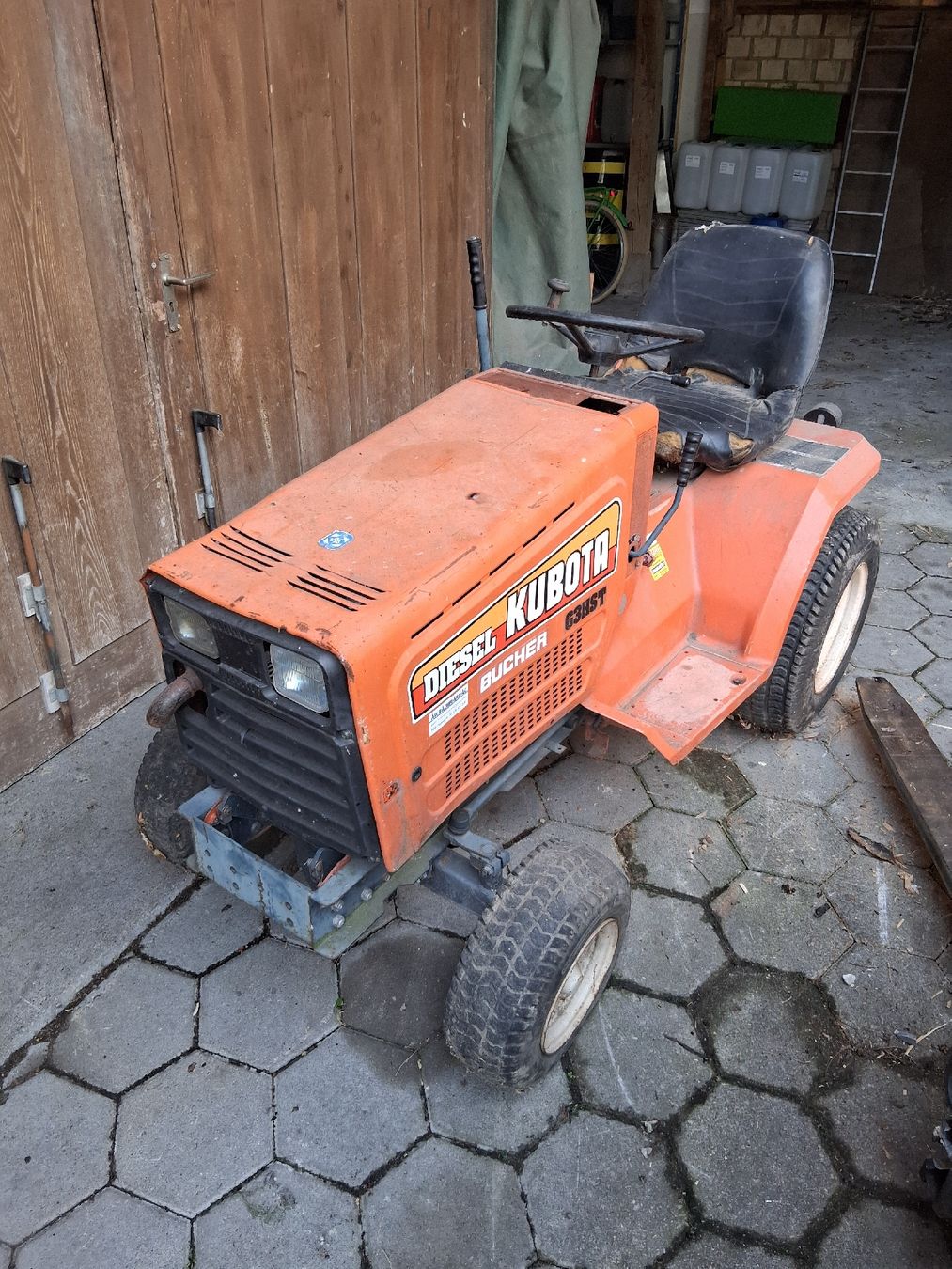 Kubota Traktoren: Kubota Diesel Traktor – Defekt aus Zezikon von nfa_2s5b