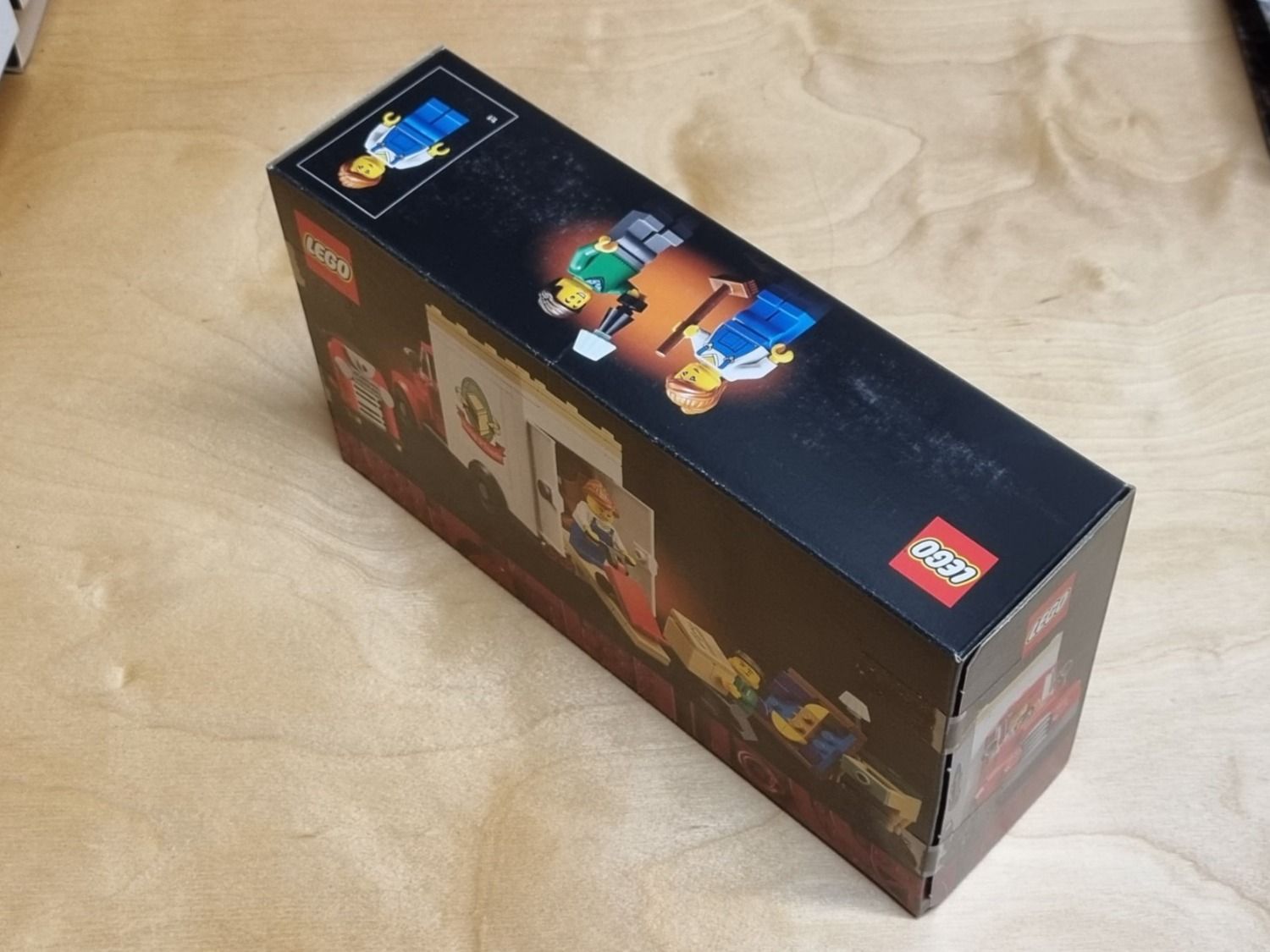 Lego Kit di costruzioni: LEGO icons 40586 Moving Truck – Nuovo e nell'imballaggio originale da Basadingen venduto da NekoBricks 6