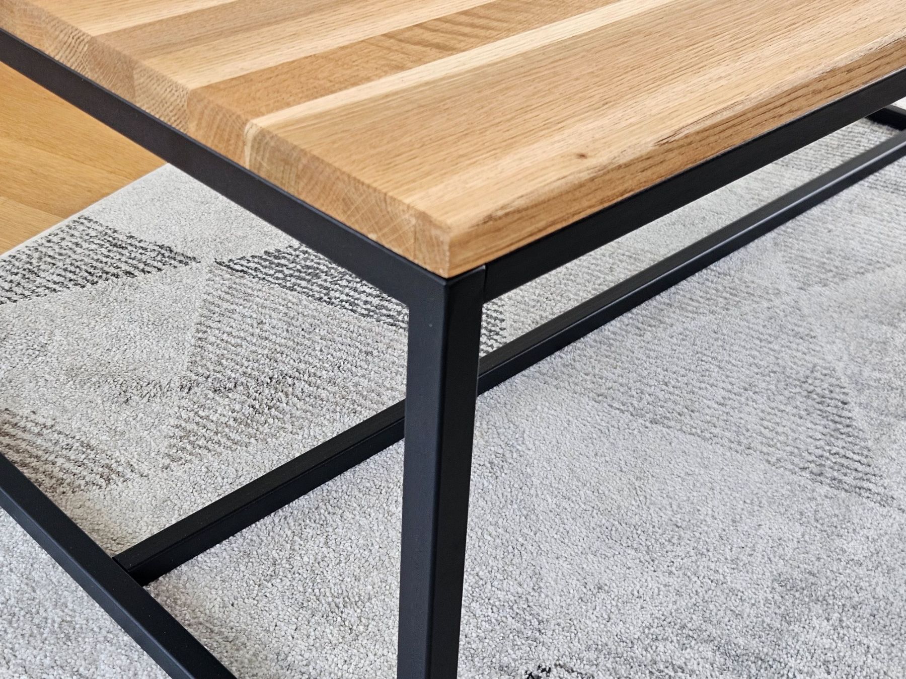 Tables: Couchtisch Wildeiche – D'occasion à Rorschach par die_tdv9 2