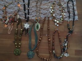 Modeschmuck 9 Halsketten zum Top-Preis