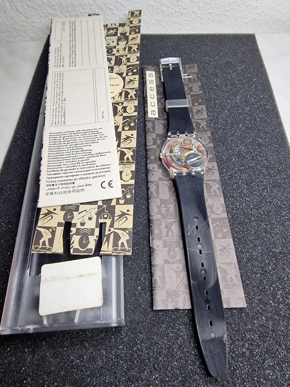 Swatch Orologi: 1995 Swatch ACCESS TO SPACE SKZ100, 34mm – Nuovo e nell'imballaggio originale da Bülach venduto da TimeDealsNow 2