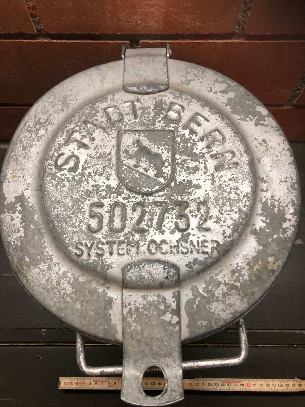 Ochsner Abfalleimer: Ochsner Patent System Abfalleimer Blecheimer Stadt Bern – Gebraucht aus Madiswil von TEMISO
