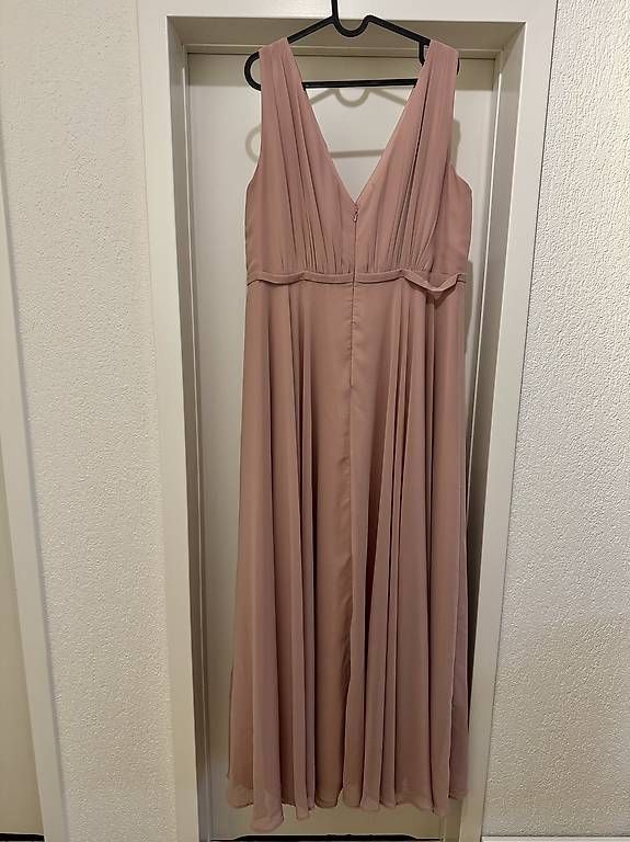Vestiti: Abendkleid / Festkleid – Usato da Jona venduto da DeRoGio 3