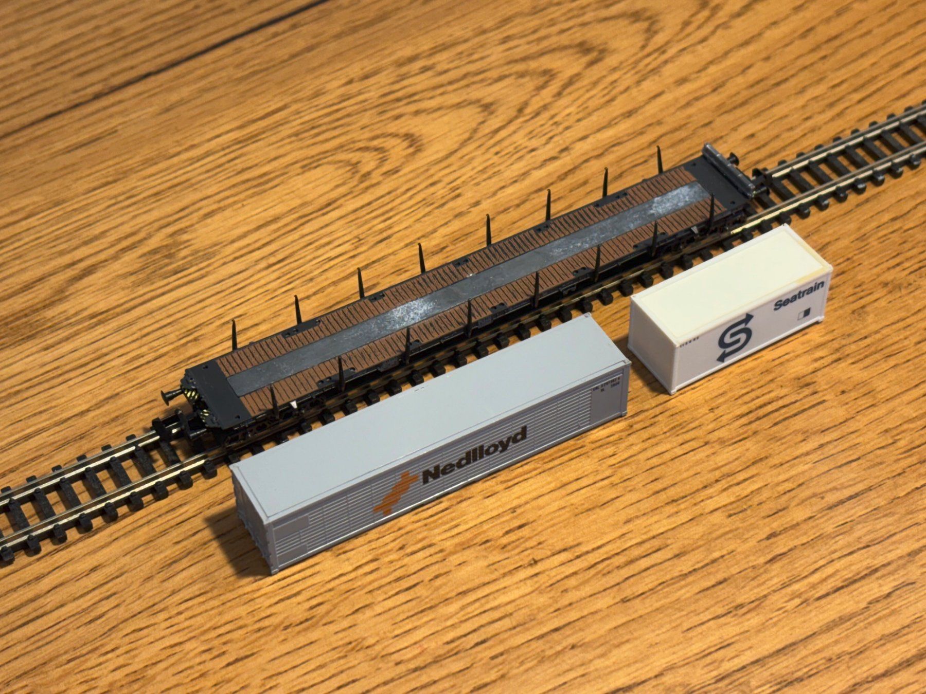 Modellini di ferrovie: L2421: Containerwagen (Spur N) – Usato da Birsfelden venduto da Birs_25 3