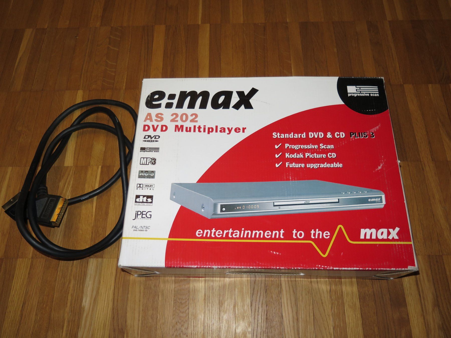 Tutti i DVDs: DVD Player e:max AS 202 - analoge Anschlüsse – Usato da Zwingen venduto da Tigertimmi