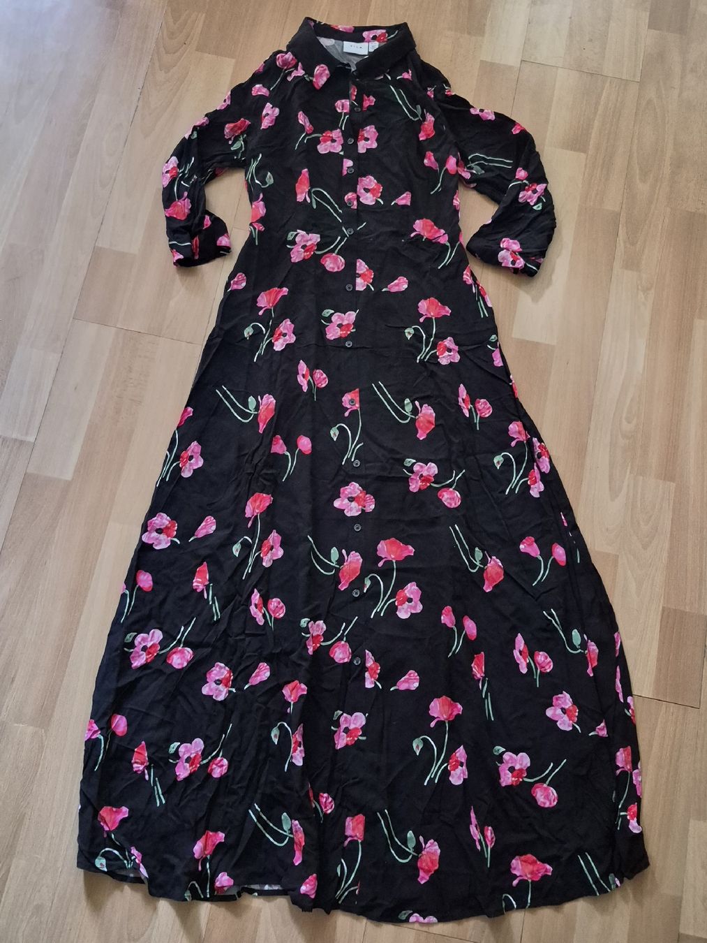 Vila Vestiti: Vila Maxikleid Blumen Gr. S Sommerkleid – Usato da Naters venduto da Monika-K 1