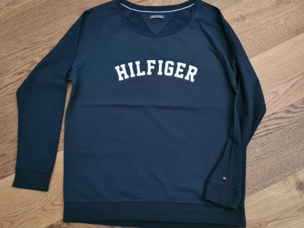 Tommy Hilfiger Maglioni & Felpe: Tommy Hilfiger Pullover dunkelblau in M – Usato da Jona venduto da hen_7fyc 2