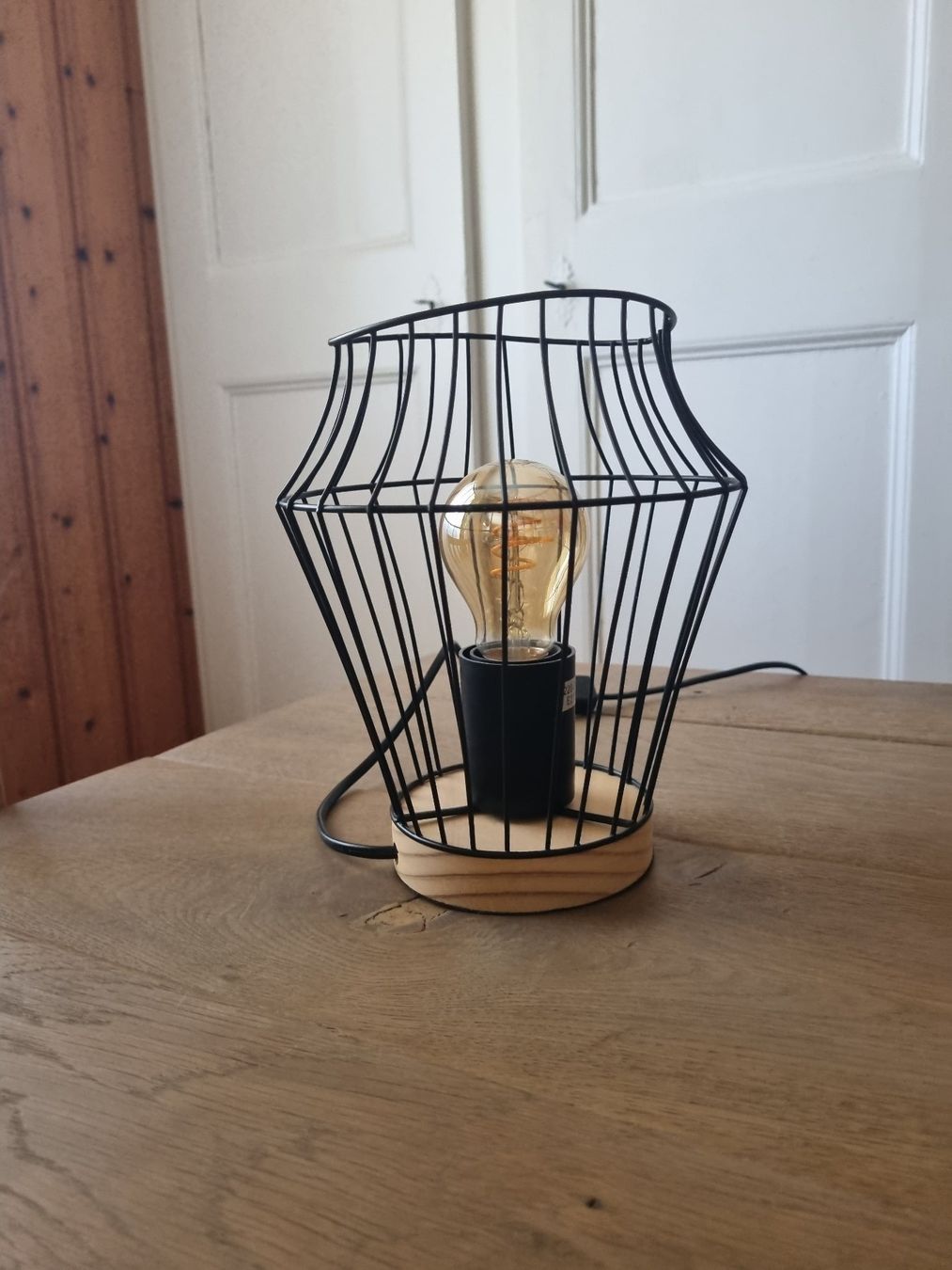Lampen: Lampe de table – Gebraucht aus Lavey-les-Bains von Etre-Ange