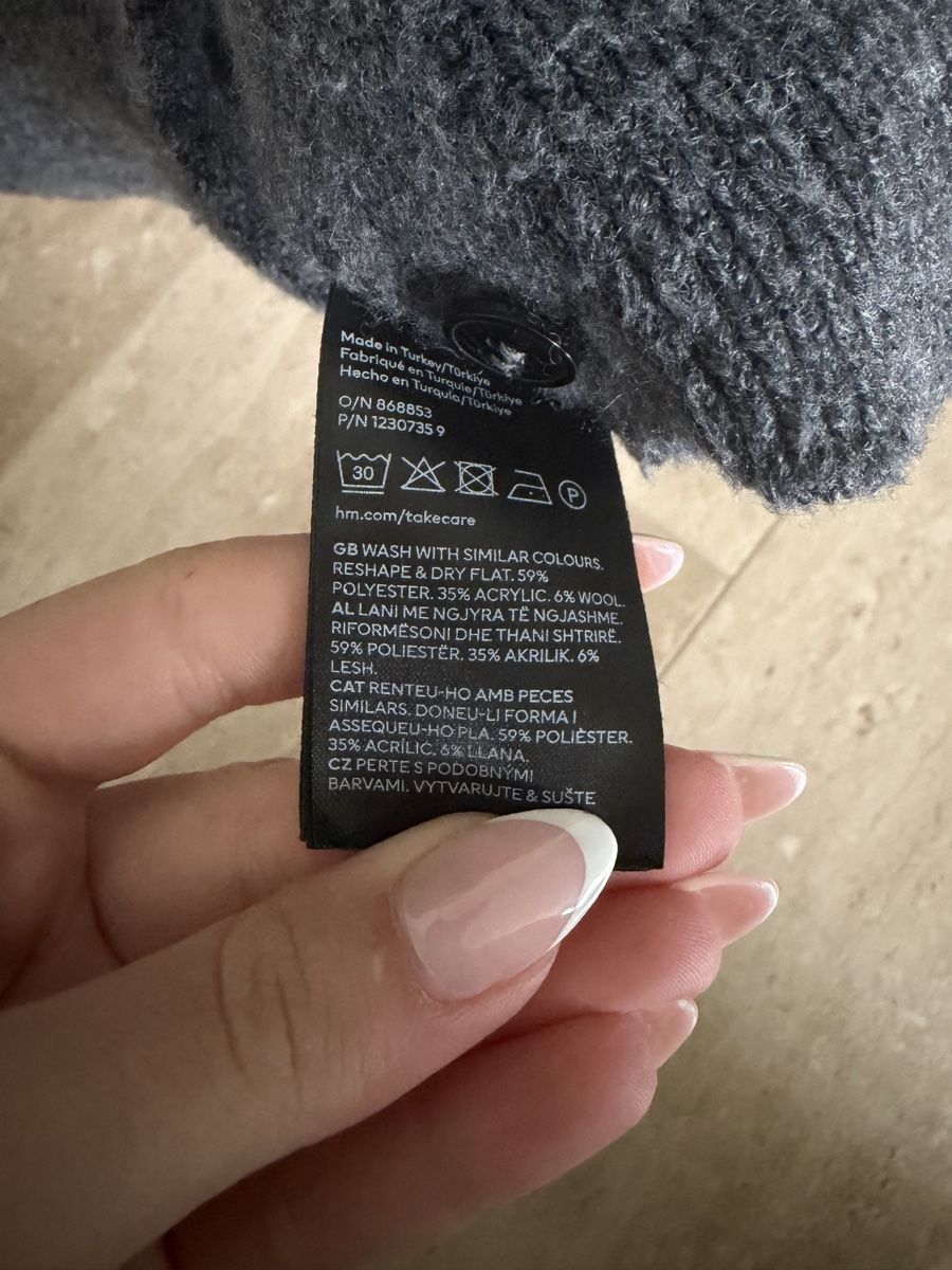 H&M Maglioni & Felpe: H&M cardigan – Usato da Weggis venduto da joe_f65l 2