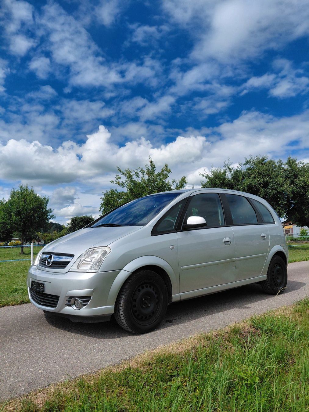 Opel Autos: Opel Meriva – D'occasion à Inwil par isegger01 1