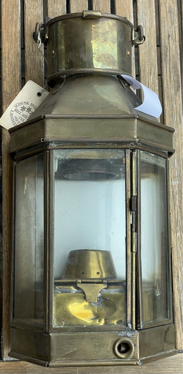 Lampade: Schief Lampe – Usato da Roggwil BE venduto da Viking72