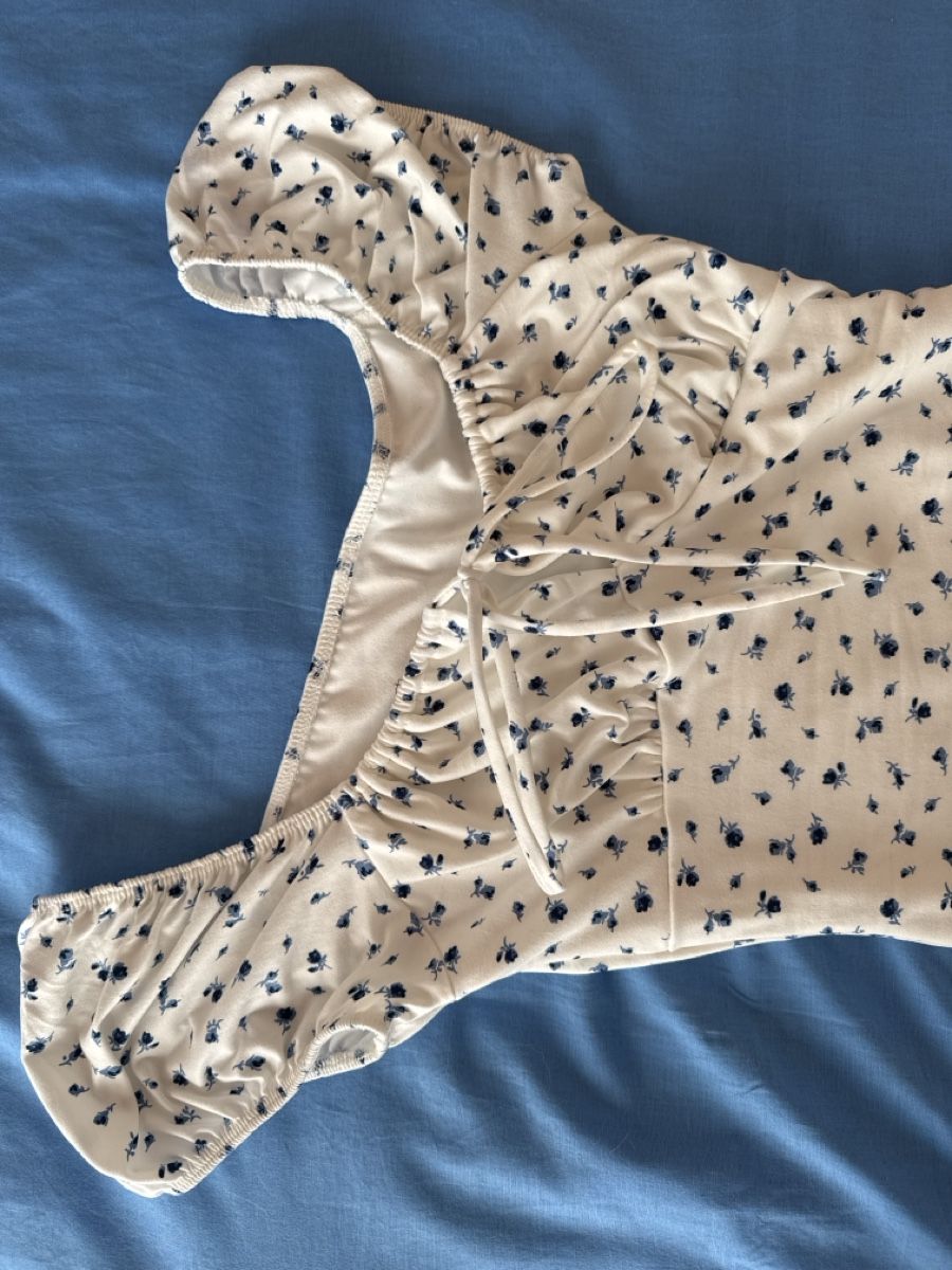 H&M Kleider: Robe H&M – Neu (gemäss Beschreibung) aus Reconvilier von cat_7vnz 2