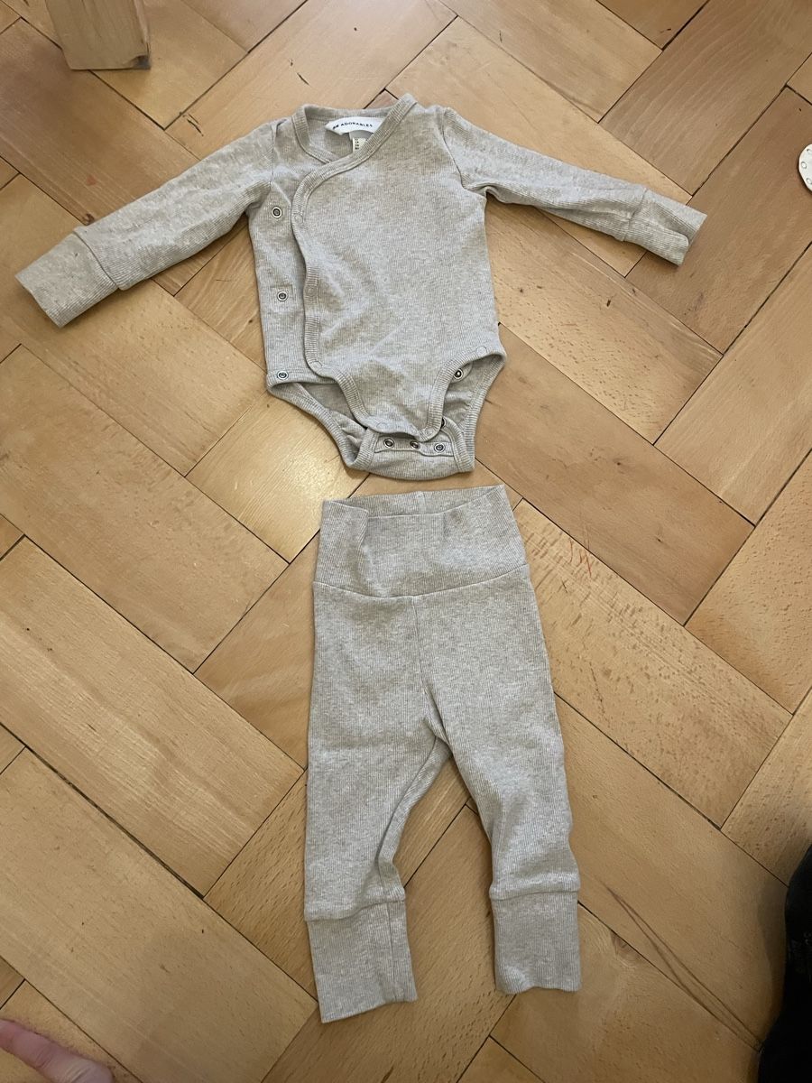 H&M Lotti & Set di vestiti: Bodys und Leggings mit Mitwachsfunktion Gr. 68 – Usato da Zürich venduto da mar_b89 3
