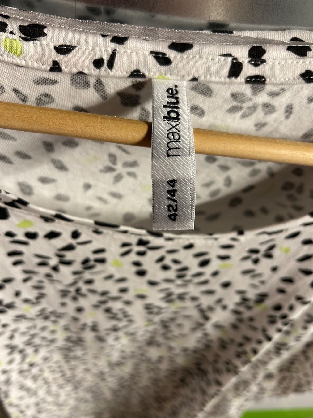 Kleiderpakete: 2 Damen T Shirt Gr. L – Gebraucht aus Obergösgen von Andre118 2