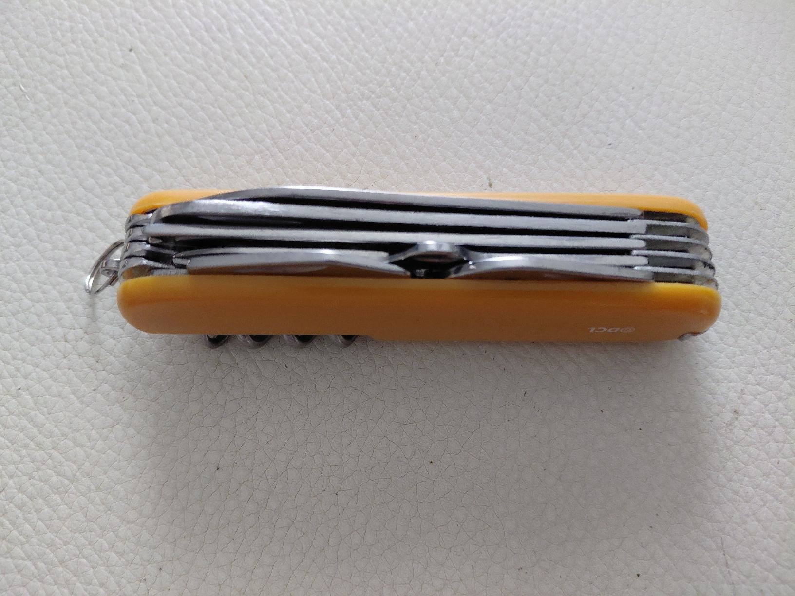 Taschenmesser: Multifunktionsmesser Discovery Adventures gelb gebraucht – Gebraucht aus Belp von mar_76s8 7