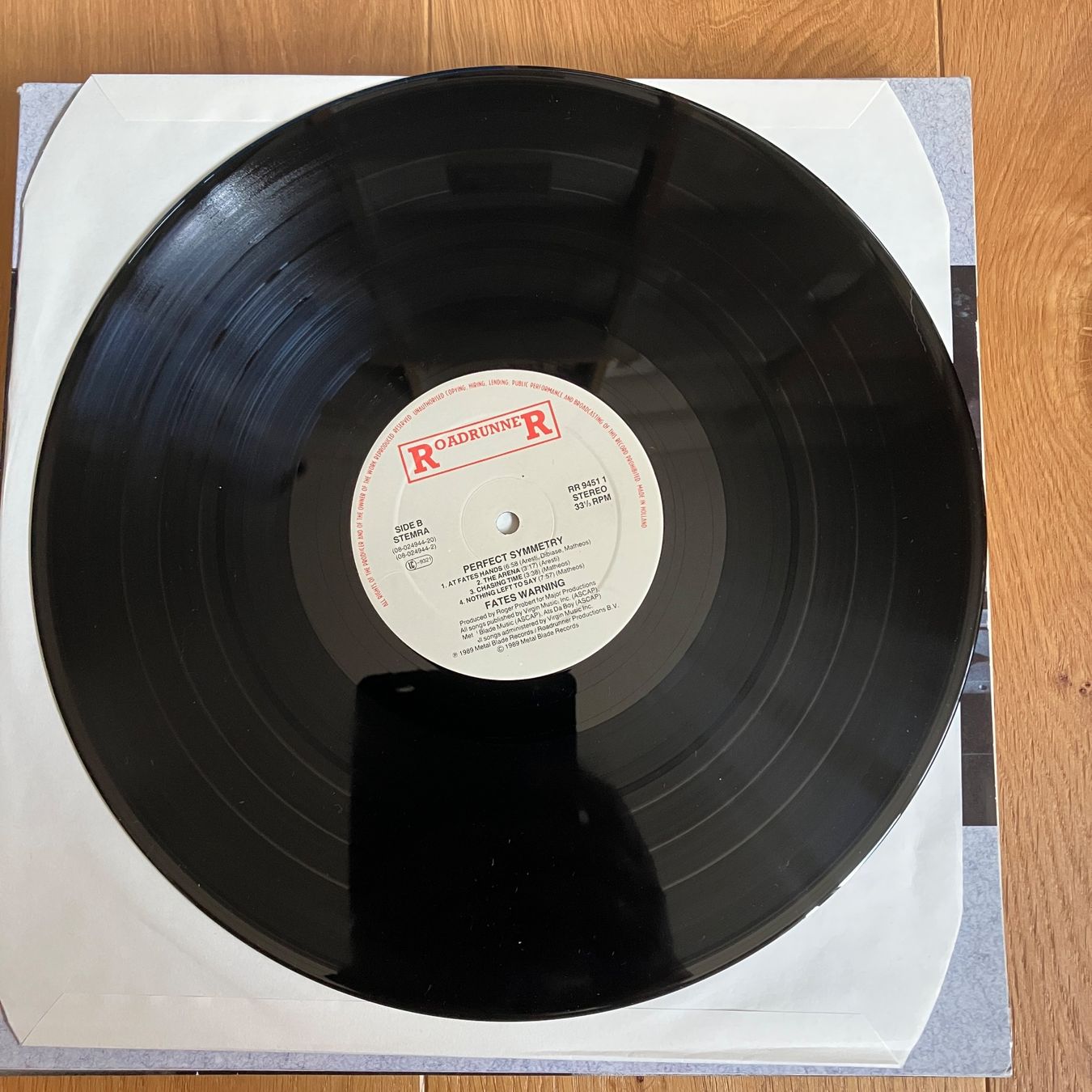 Vinyles: Fates Warning – Perfect Symmetry – D'occasion à Altdorf UR par Metallic0 1