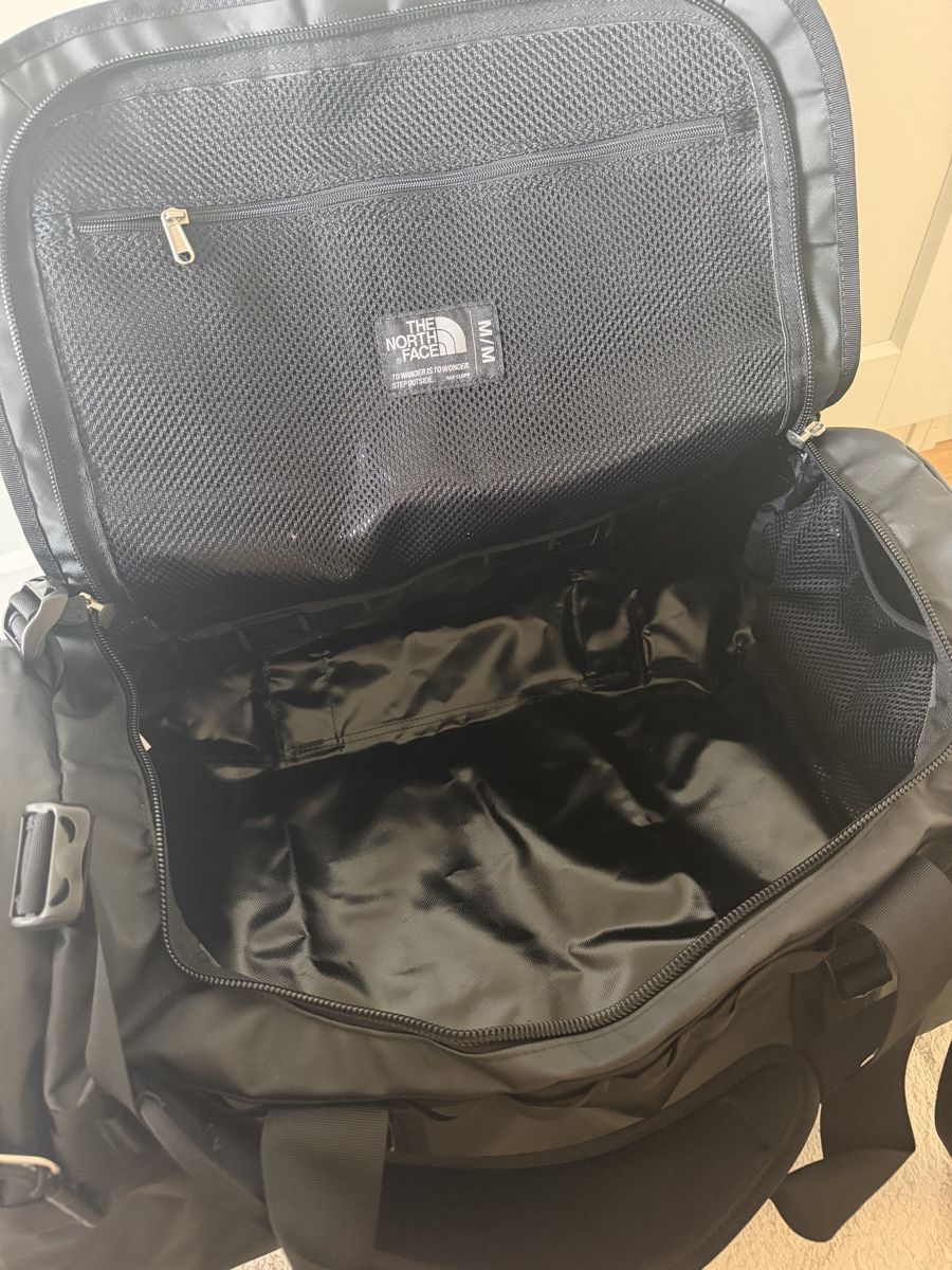 North Face Zaini: The North Face Duffel Bag M – Nuovo (secondo la descrizione) da Luzern venduto da jul_2hm8 4