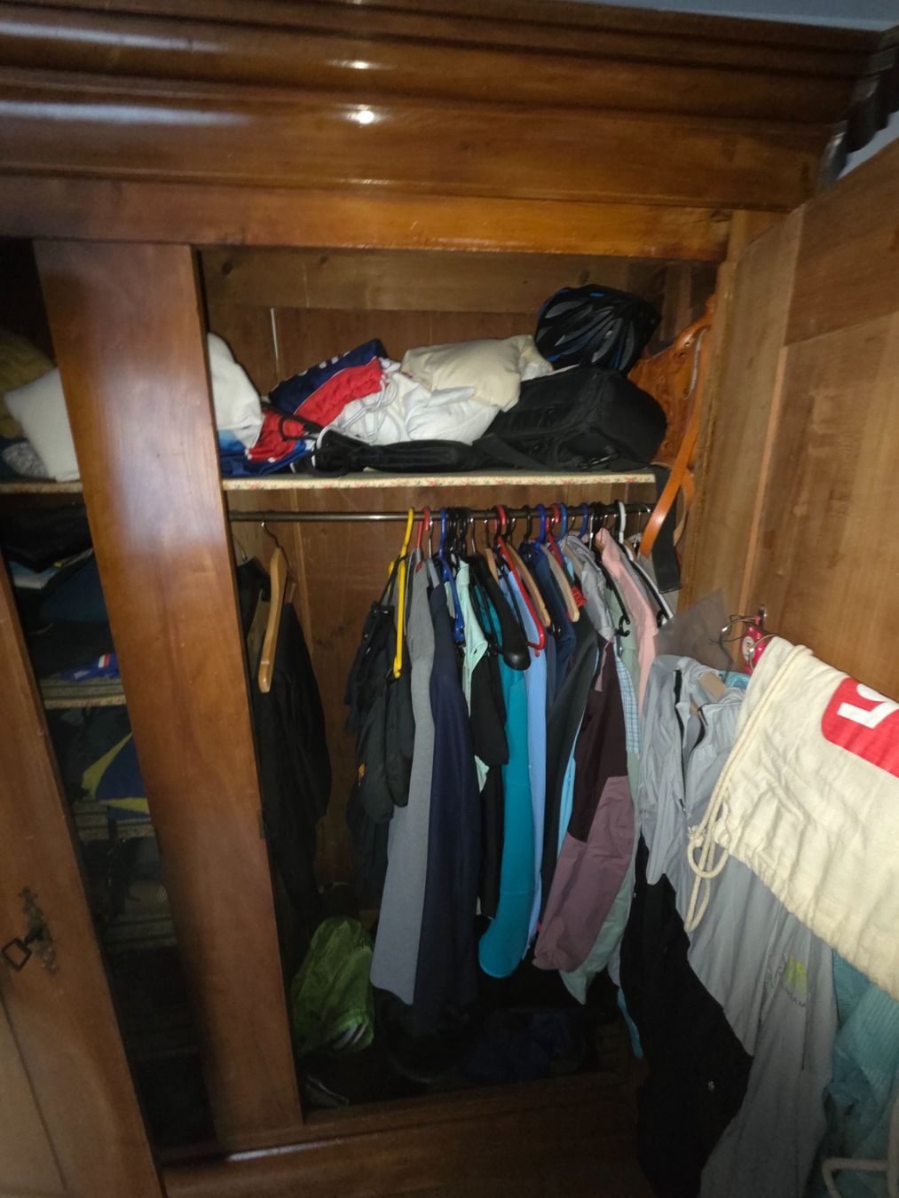 Armoires: Schrank – D'occasion à Kloten par mato2008 4