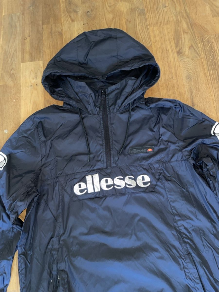Ellesse Giacche: Veste ellesse  – Nuovo (secondo la descrizione) da Scuol venduto da med_m8dd 2