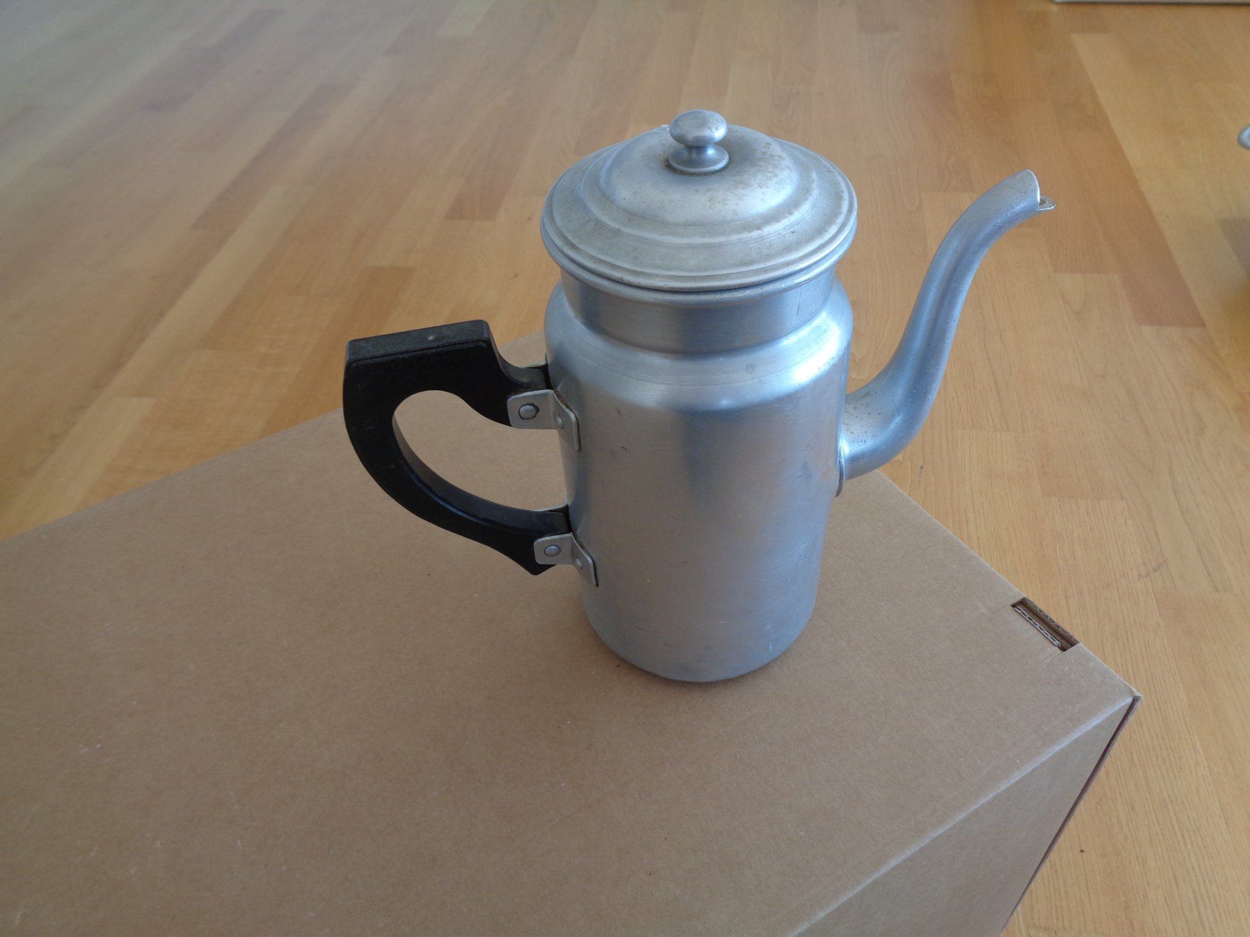 Teiere: Kaffeekrug antik Alu – Usato da Hägglingen venduto da Orysen 1