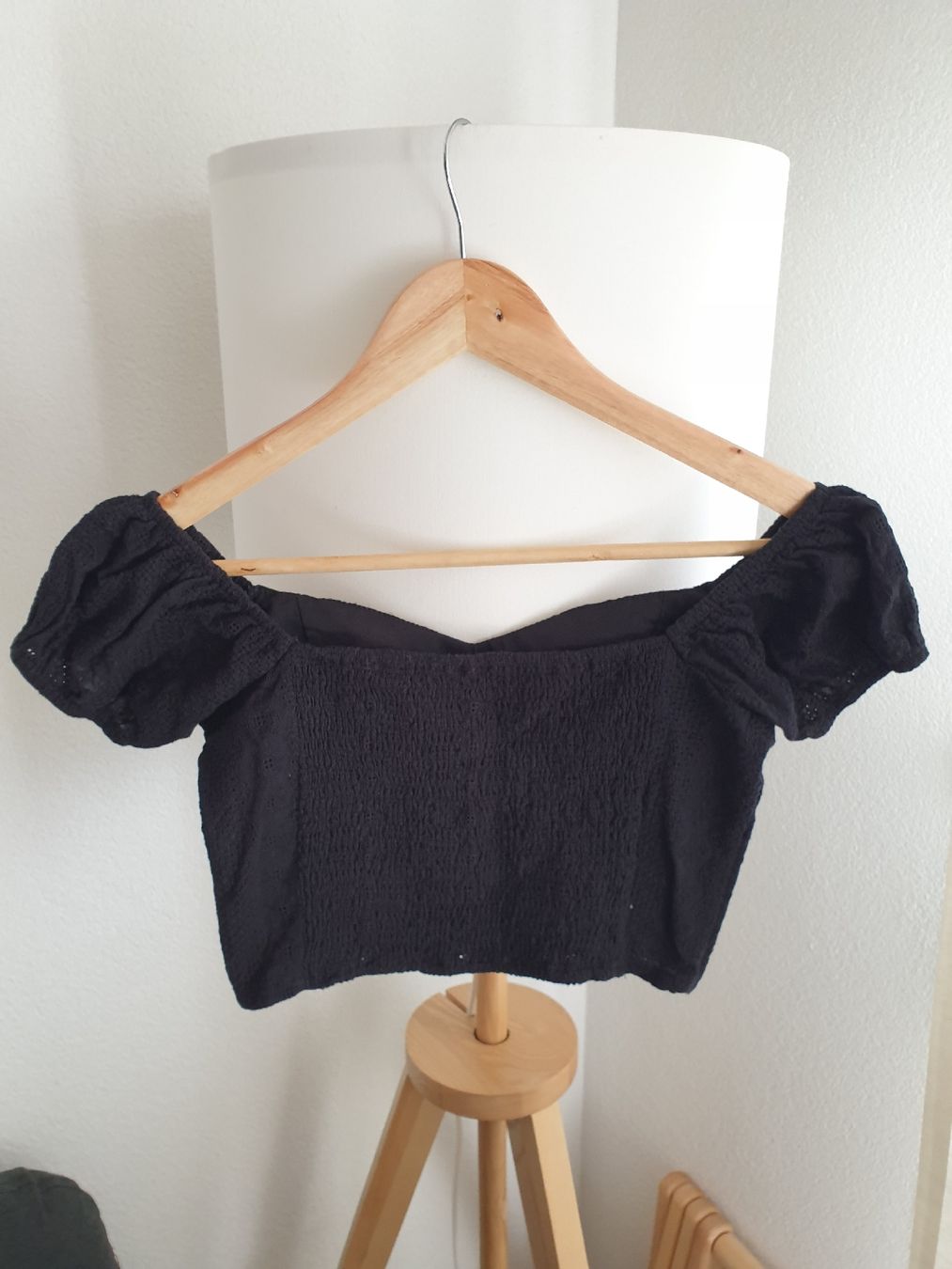 Top: Black Crochet Crop Top – Usato da Aigle venduto da Smagbrelle18 3