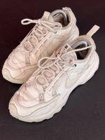 Nike Tech Hera Sneaker – Grösse 38 – Cremeweiss / Sail