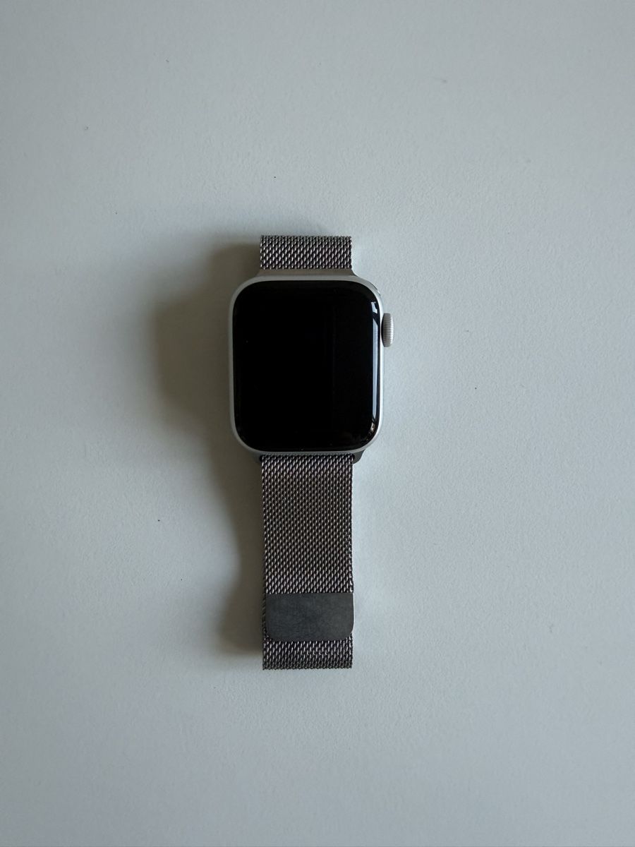 Apple Smartwatch: Apple Watch SE – Neuf (Voir description) à Zürich par jul_5t9s