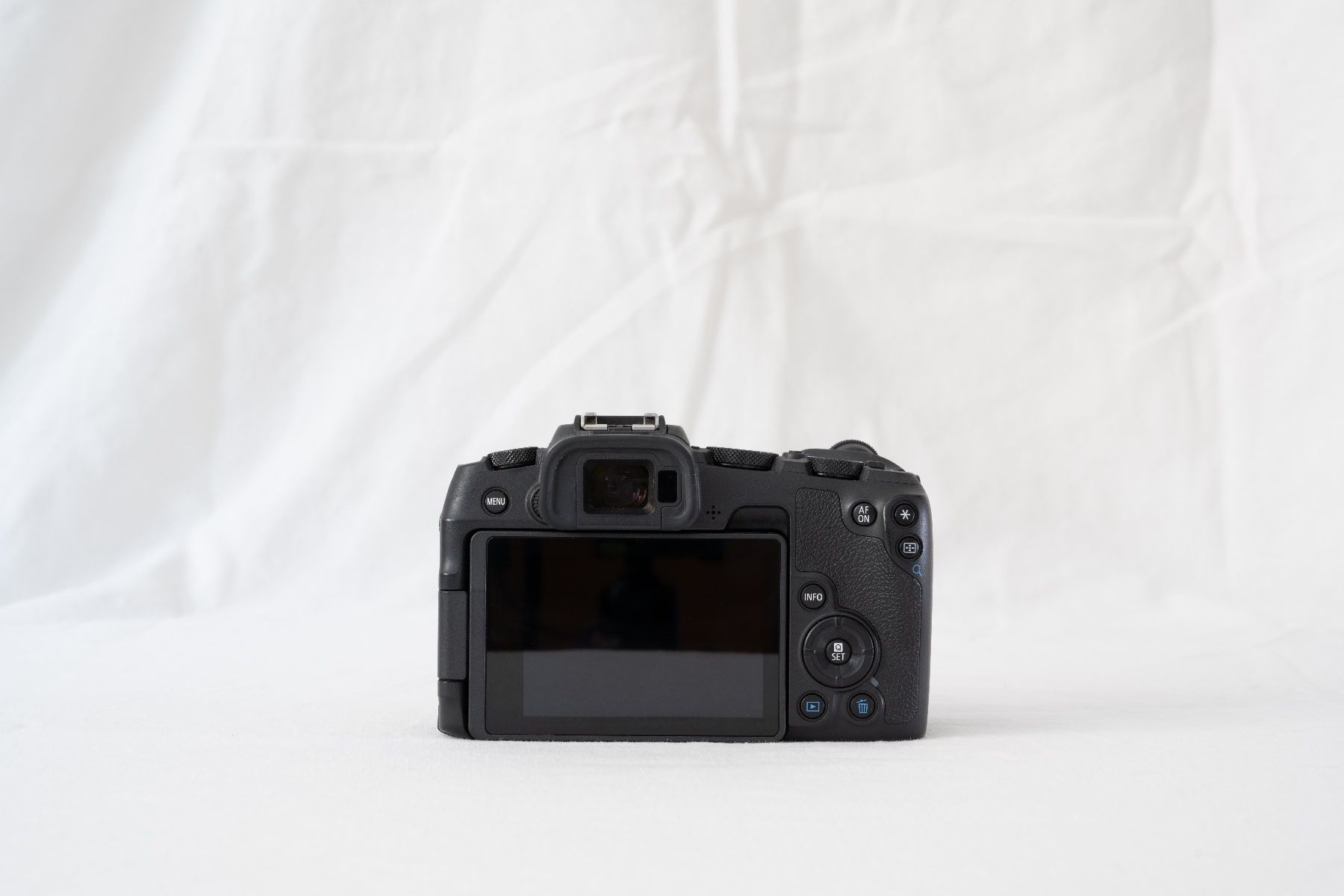 Canon Fotocamera: Canon EOS RP – Usato da Zürich venduto da nadiachrist 4