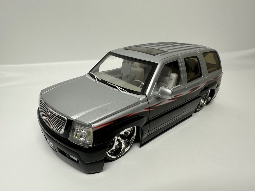 JadaToys未開封DUBCITY Cadillac Escalade1/18 Cadillac Escalade 1:18, schwarz-silber, Dub City, Jada Toys