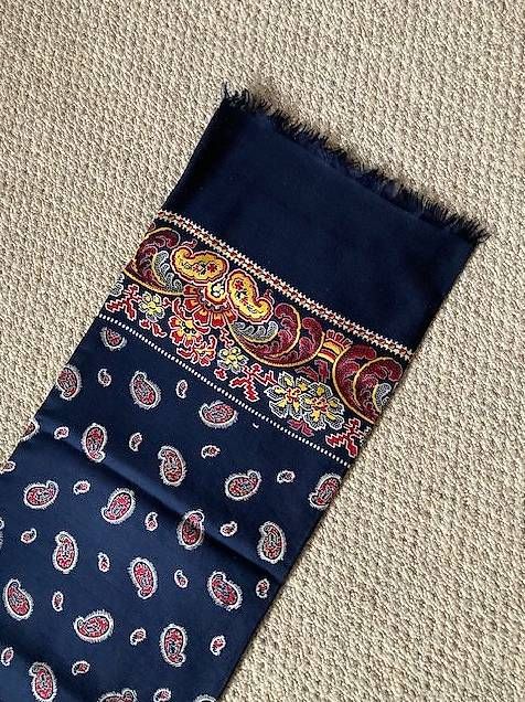 Foulards & écharpes: Foulard – D'occasion à Weinfelden par ehckk56 2