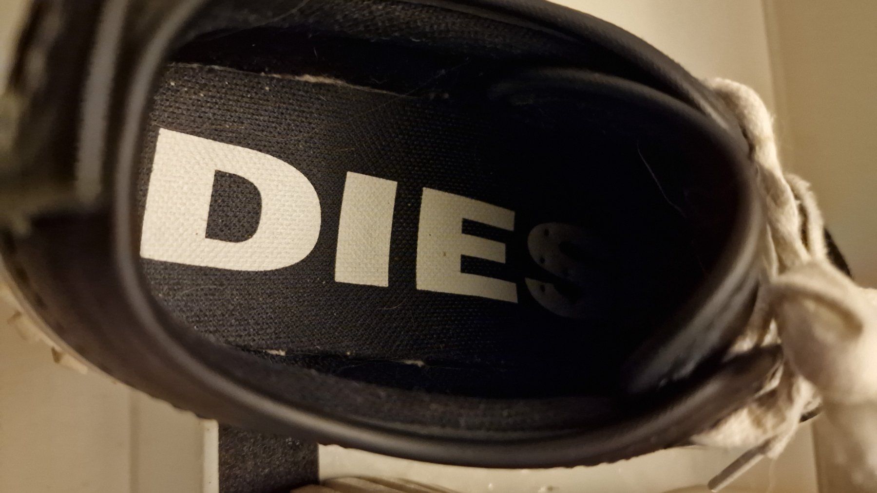 Diesel Scarpe da donna: Sneakers, Diesel, Gr. 36 – Usato da Rütihof venduto da tweedy123 3