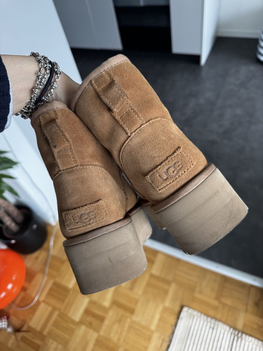 Ugg Scarpe da uomo: Ugg Platform Mini Boots 39 – Nuovo (secondo la descrizione) da Zürich venduto da forestF4iry 1