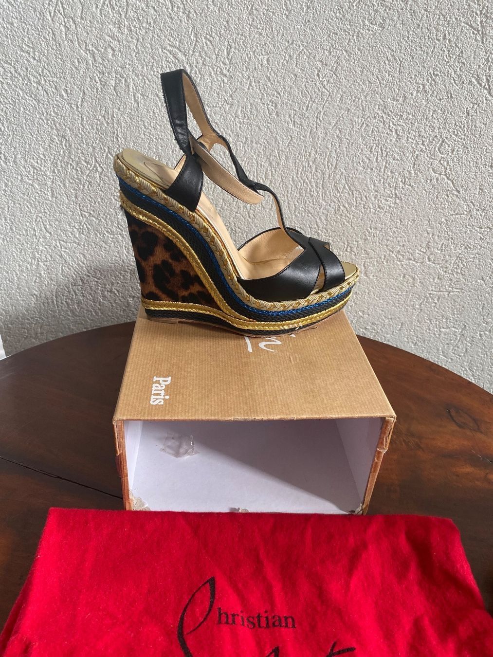 Christian Louboutin Damenschuhe: Christian Louboutin – Gebraucht aus Niederbuchsiten von CsBertha