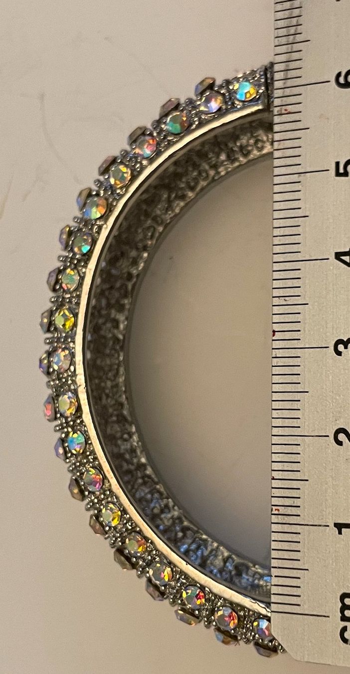 Bracciali & Braccialetti: Bracelet cristal très festif – Usato da Sugnens venduto da 555madison 3