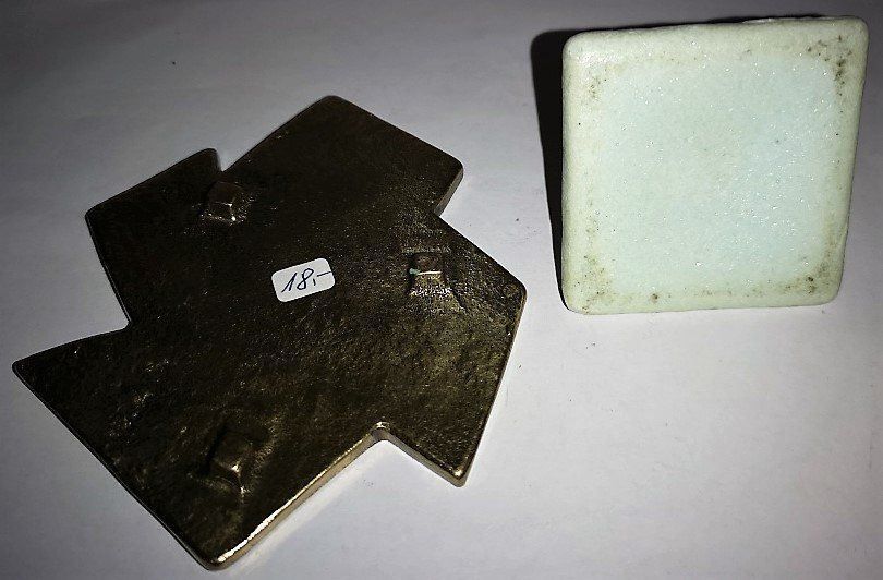Portacandele: Kerzenplatte mit Pyramiden Kerze Jesch – Nuovo (secondo la descrizione) da Lutzenberg venduto da Pinschi01 4
