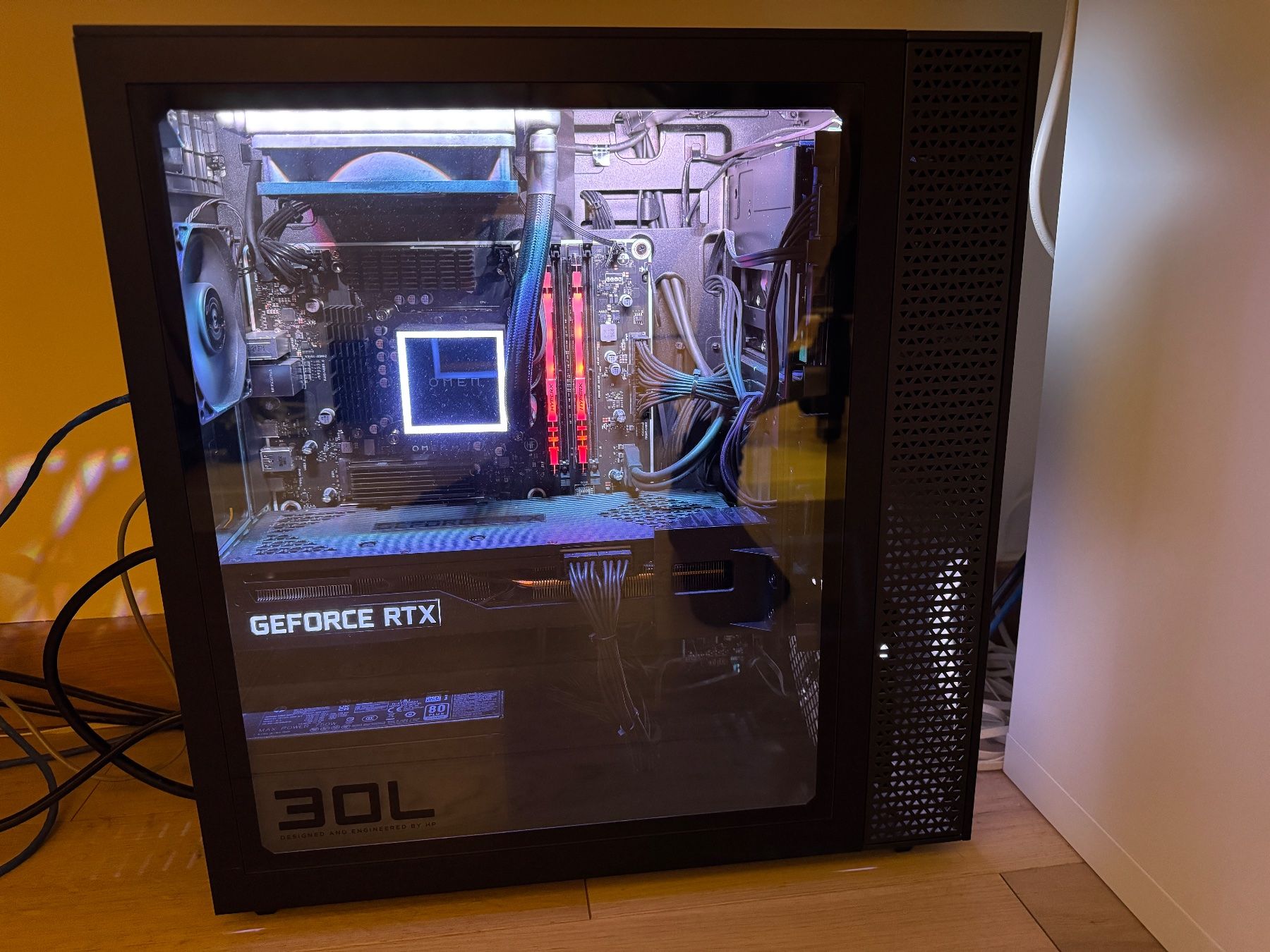 Hewlett Packard Custodie: HP OMEN GT13 - PC Gamer Haute Performance – Usato da Geneve venduto da iBest 1
