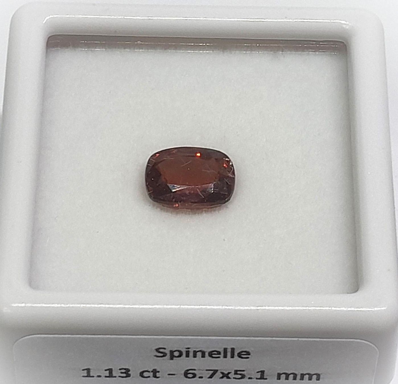 Edelsteine: Superbe Spinelle rouge 1.13 ct - CERTIFICAT 452.- Fr – Neu (gemäss Beschreibung) aus Grimisuat von Valgem