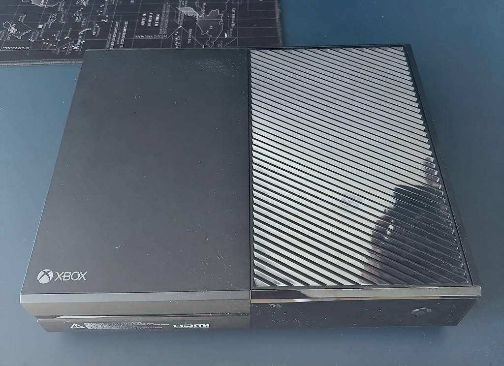 Microsoft Console: XBOX One X – Usato da Reinach BL venduto da sim_cg2g