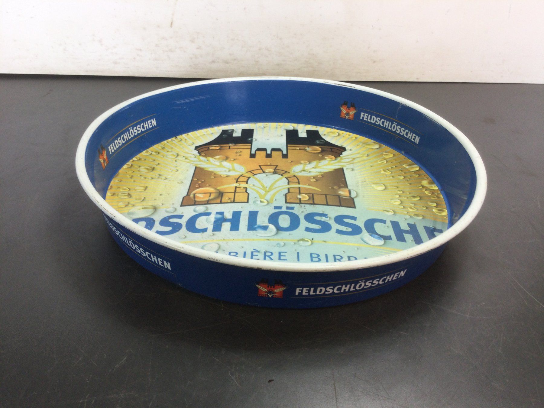Feldschlösschen Insegne: Gebrauchtes Feldschlösschen Bier Serviertablett – Usato da Wangen SZ venduto da kuriosum12 1