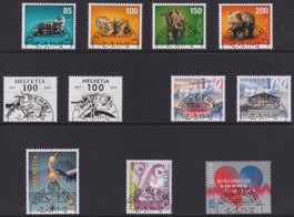 2017, unvollständige Jahresserie +Ersttags-Halbmond-Stempel.