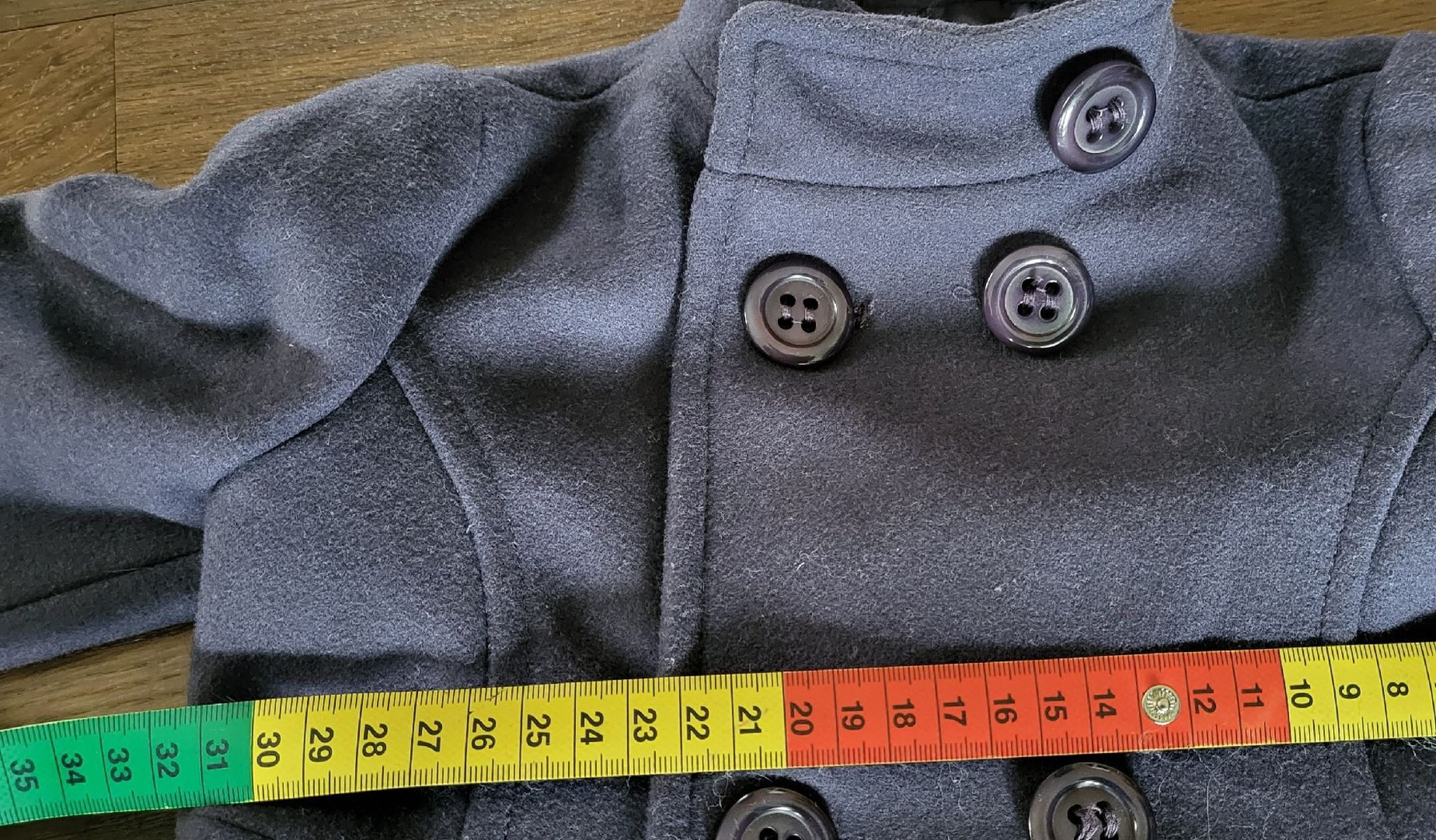 Benetton Jacken & Mäntel: Kindermantel Benetton 90/18-24 Monate – Gebraucht aus Unterseen von rej_lnk9 2